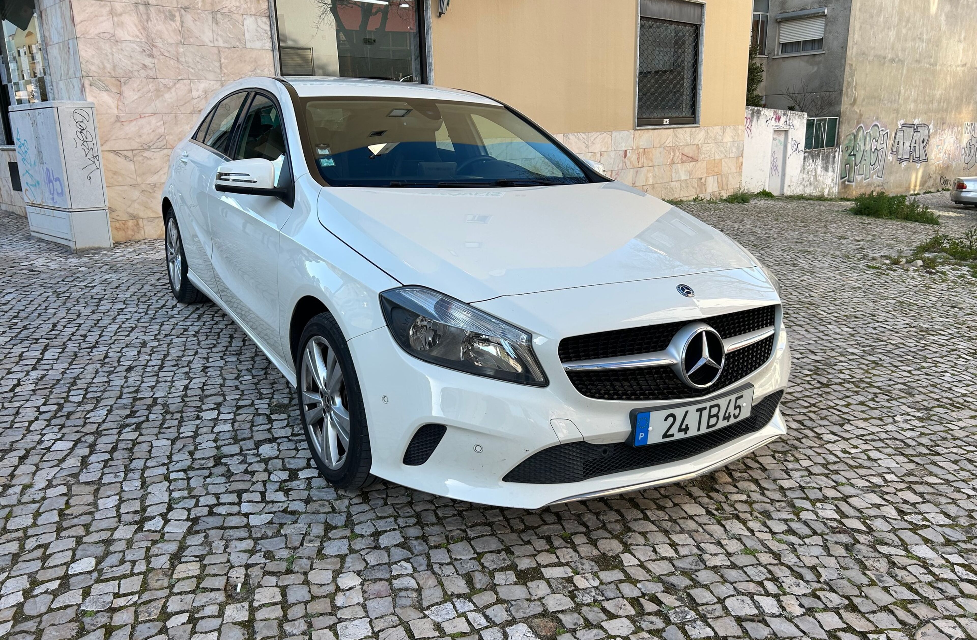 MERCEDES Classe A A 180 CDi BlueEfficiency Urban Aut.