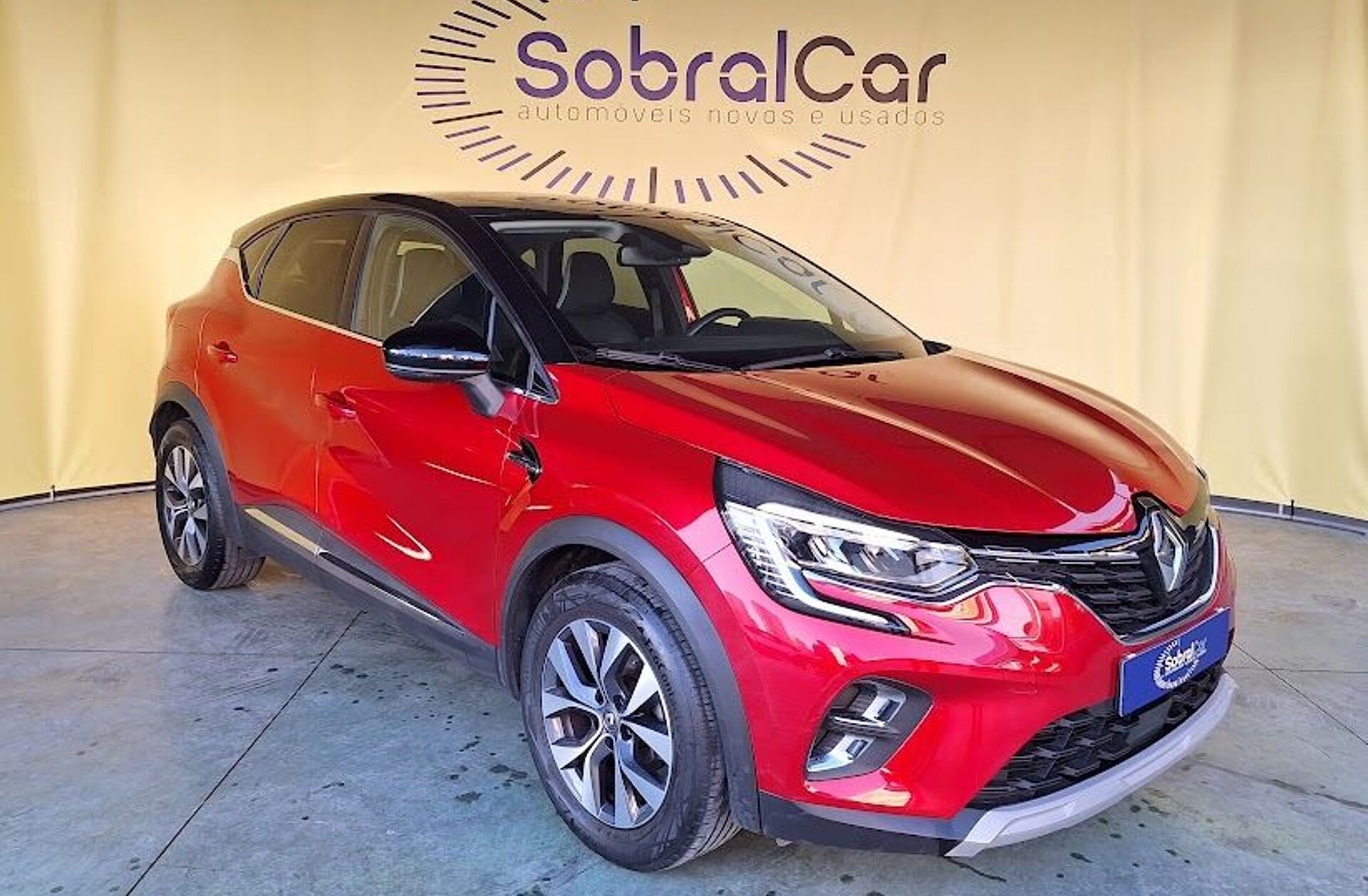 RENAULT Captur 1.0 TCe Exclusive