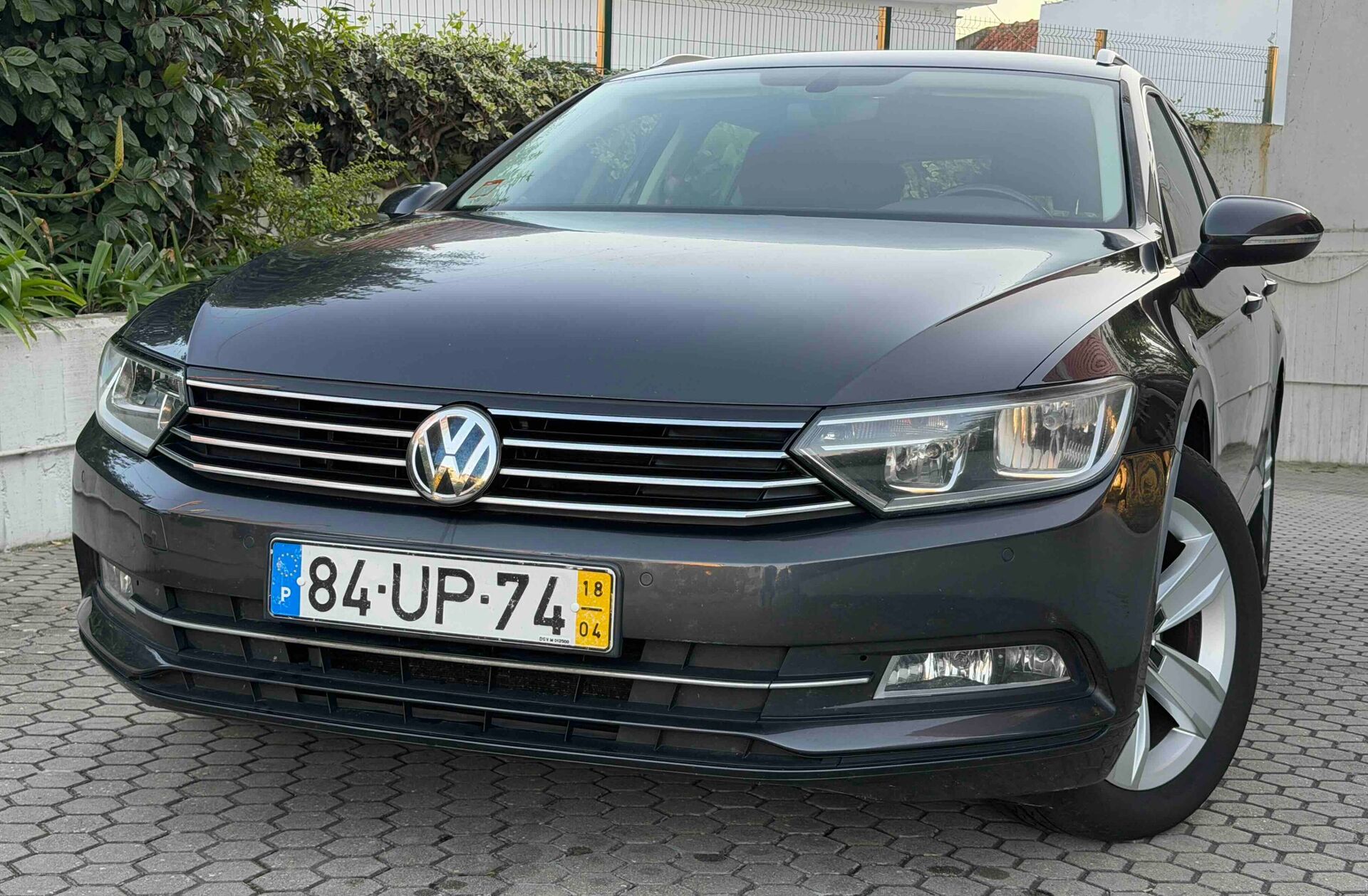 VOLKSWAGEN Passat 1.6 TDi Confortline DSG