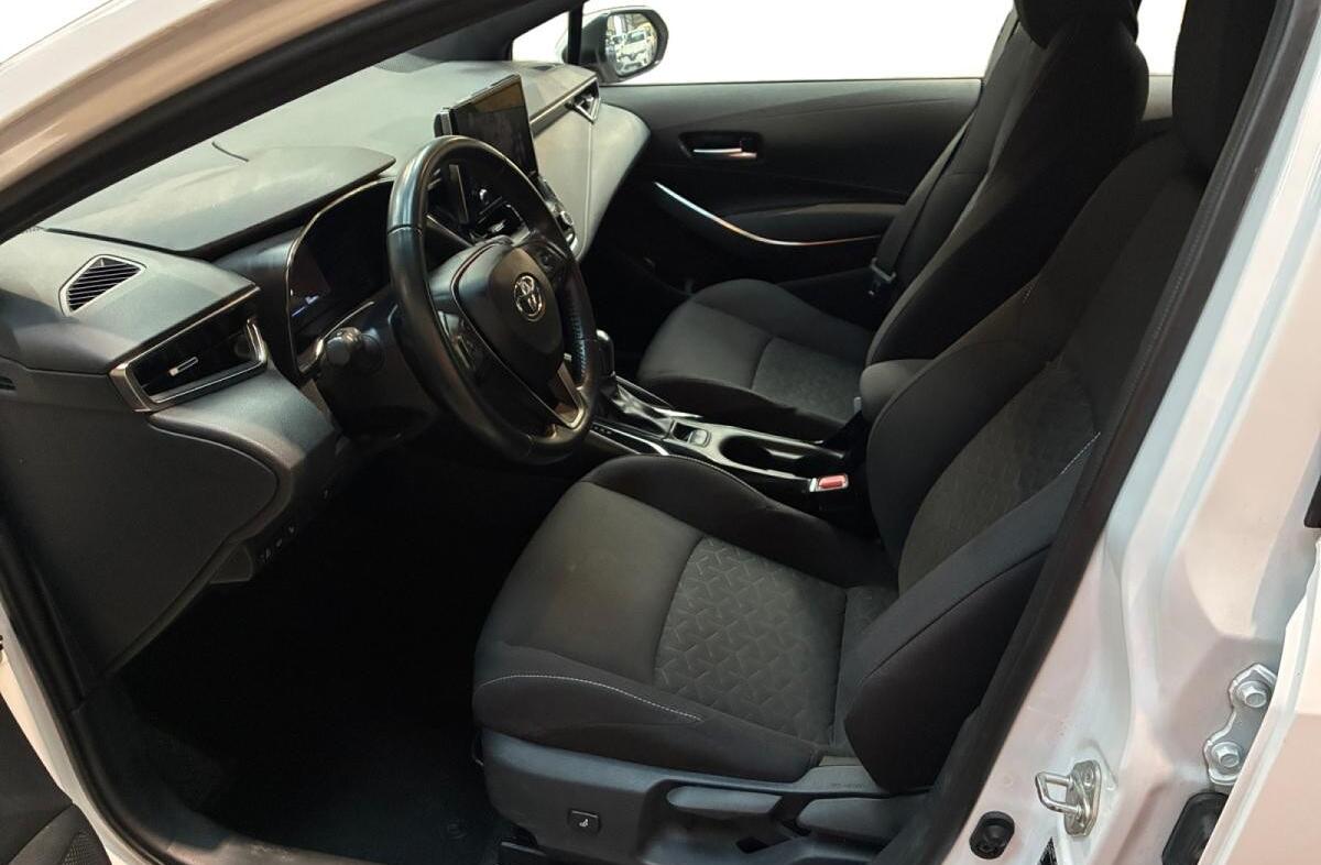 TOYOTA Corolla TS 1.8 Hybrid Exclusive