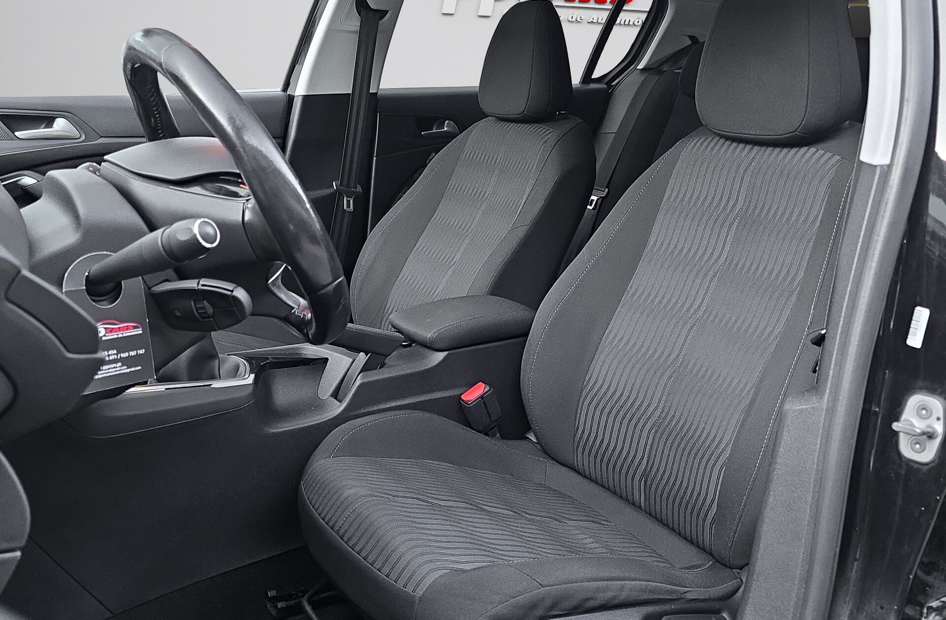 PEUGEOT 308 1.6 BlueHDi Allure