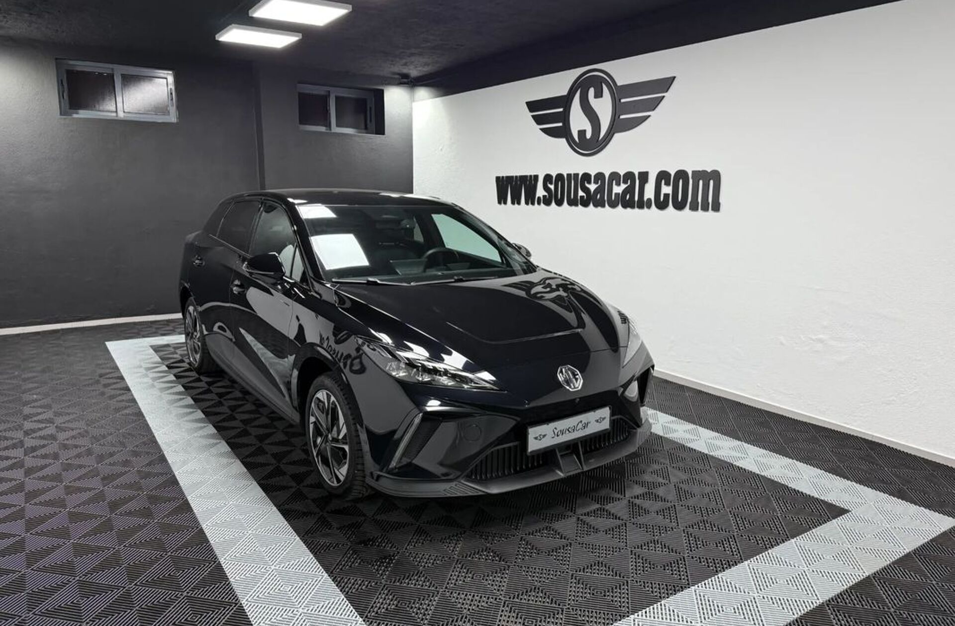 MG MG4 64 kWh Luxury