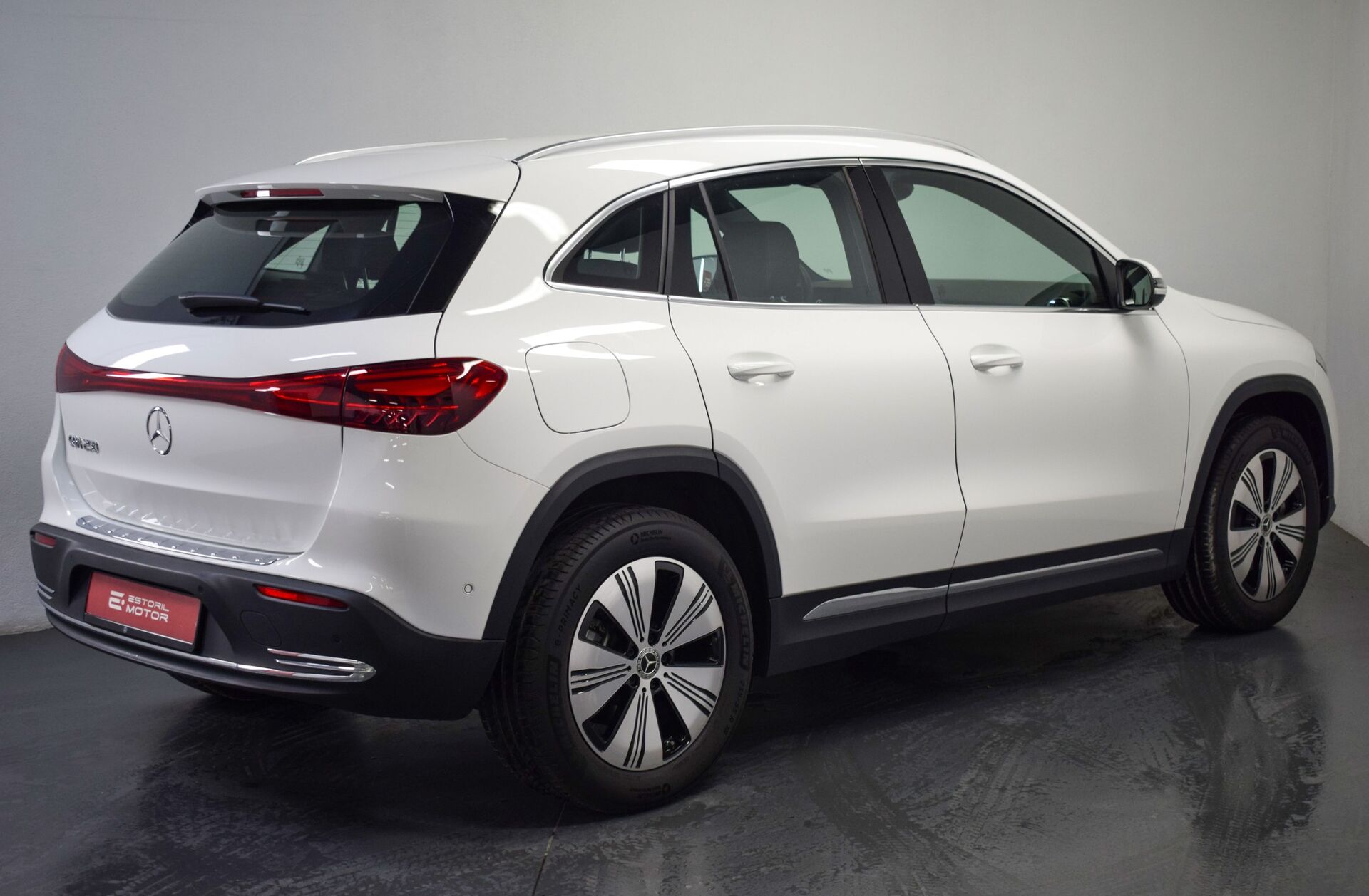 MERCEDES EQA 250+ Edition