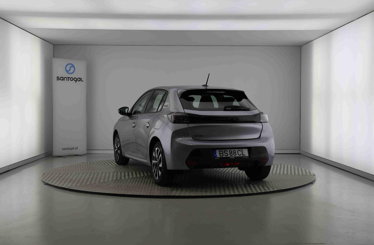 PEUGEOT 208 1.2 PureTech Style