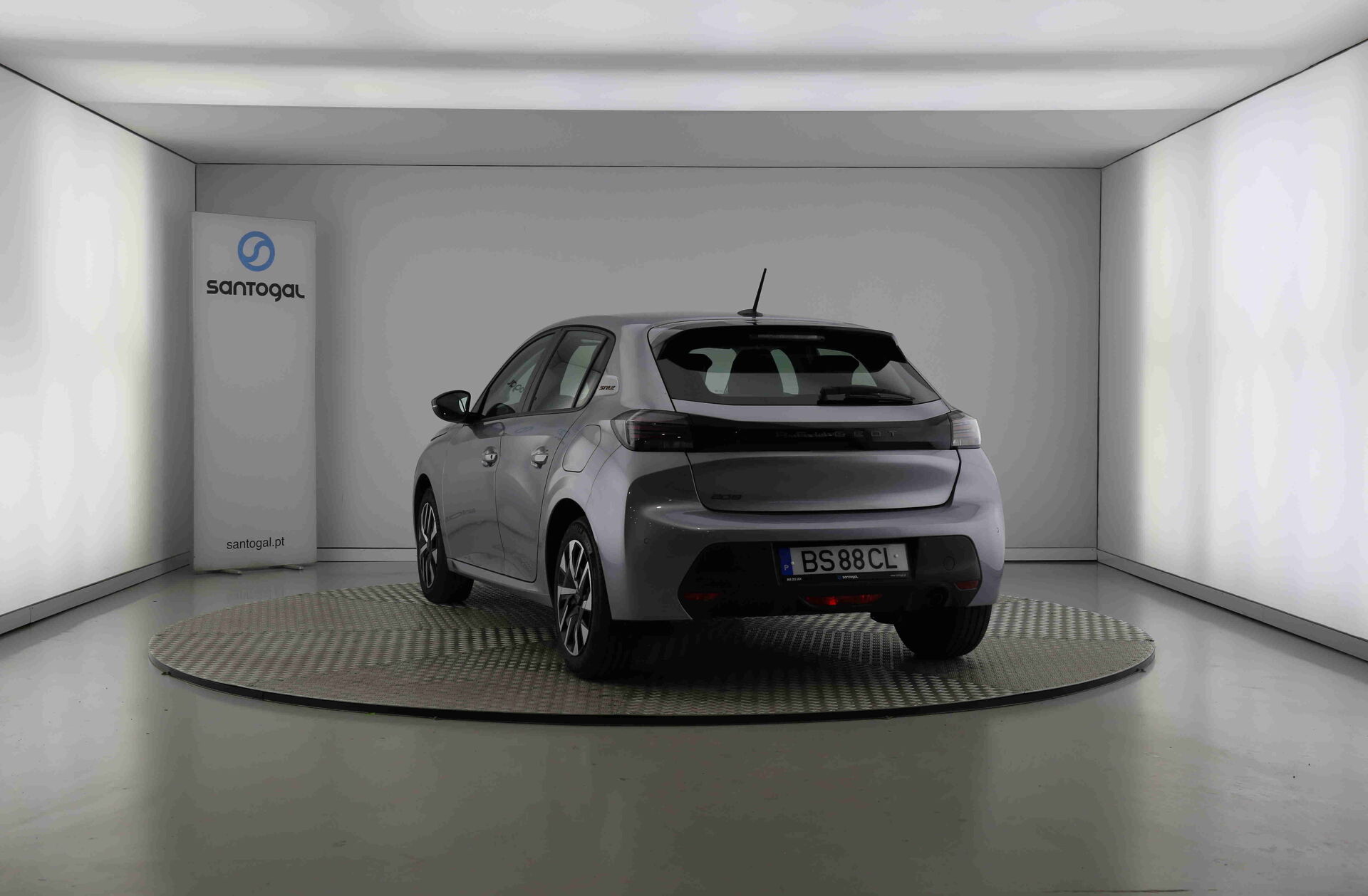 PEUGEOT 208 1.2 PureTech Style