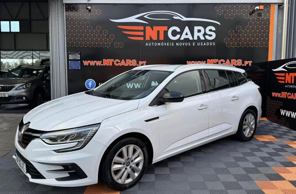 RENAULT Mégane 1.6 E-Tech Plug-In Hybrid Equilibre
