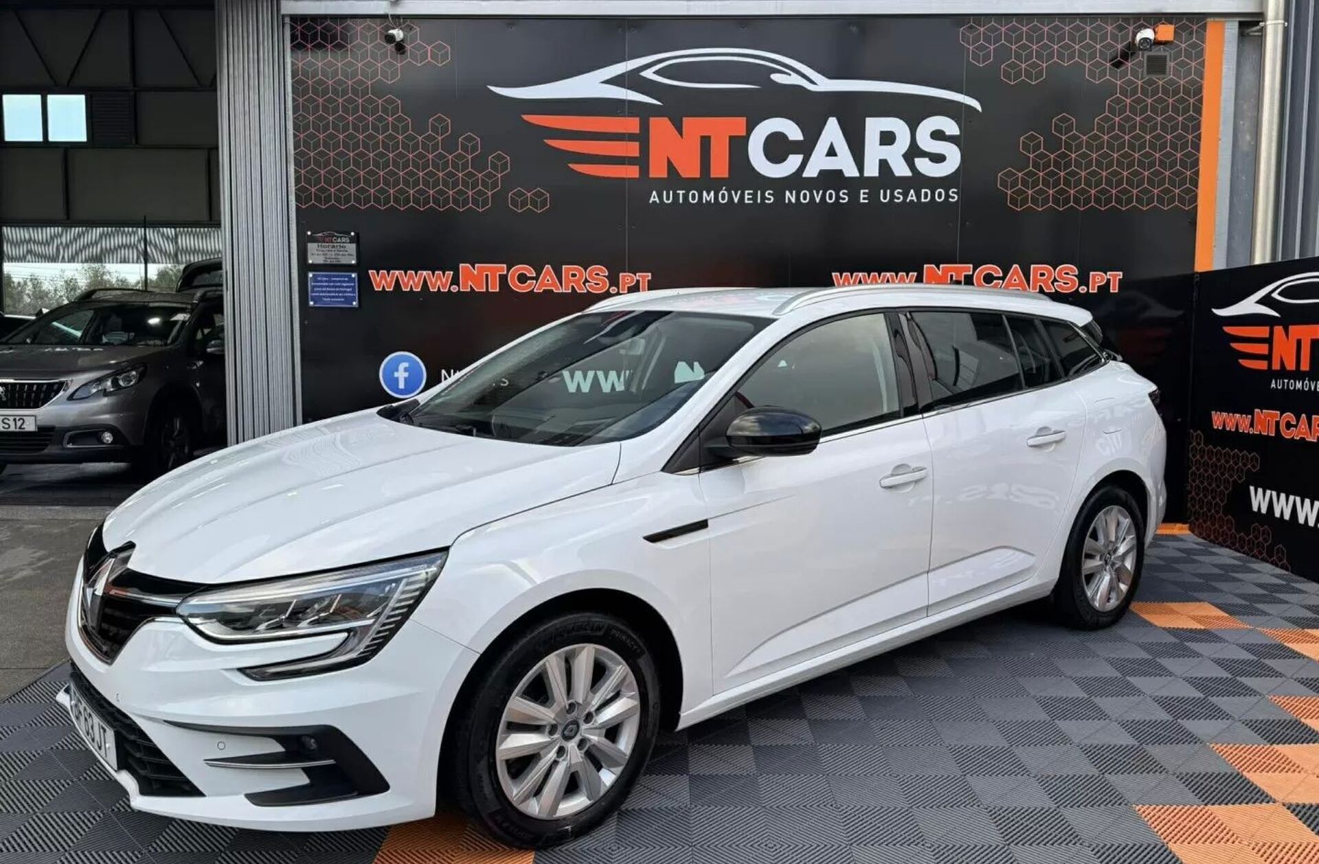 RENAULT Mégane 1.6 E-Tech Plug-In Hybrid Equilibre