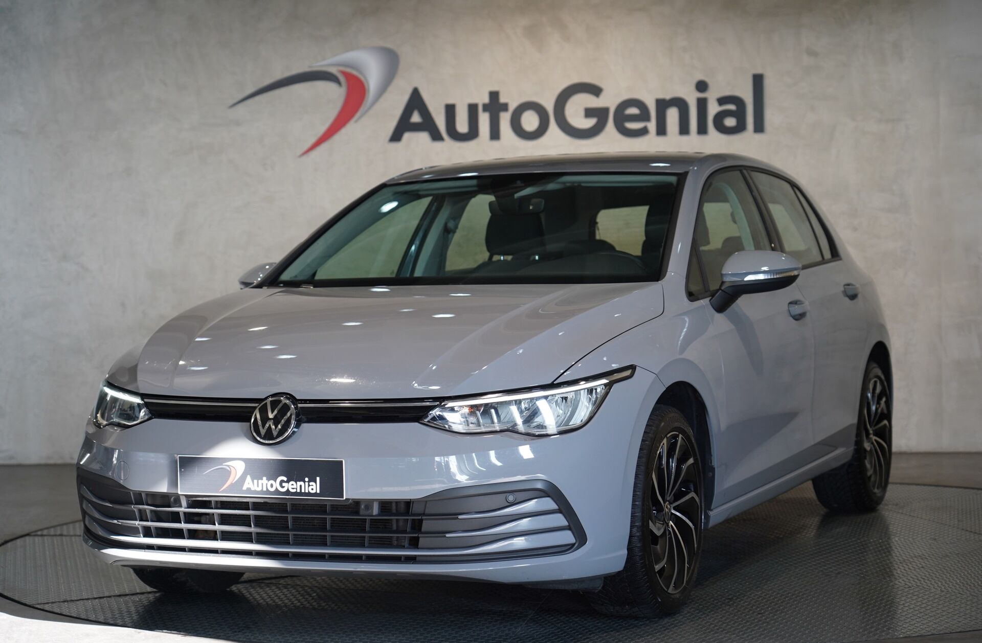 VOLKSWAGEN Golf 1.0 TSI Life