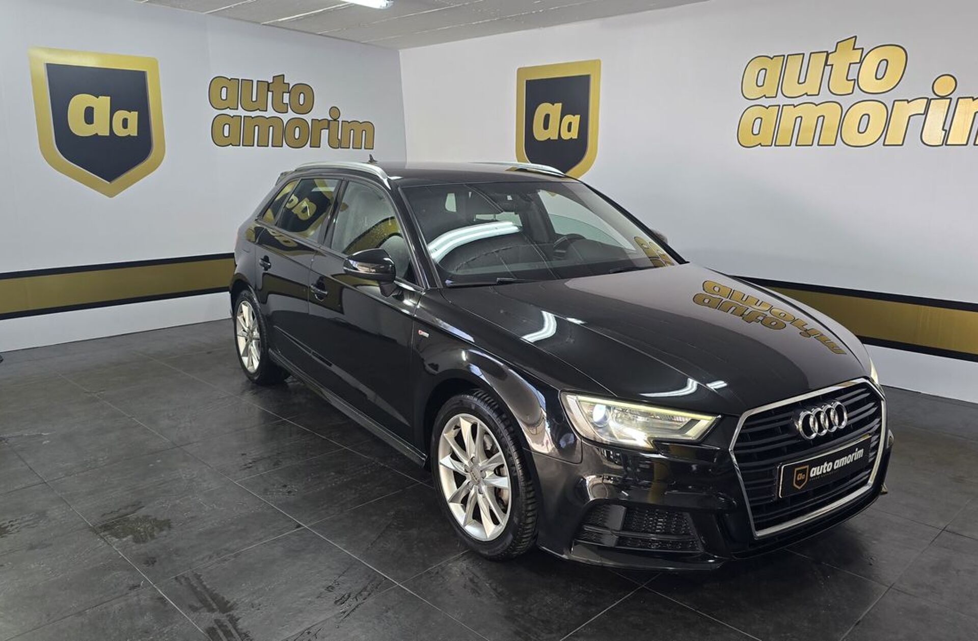 AUDI A3 1.6 TDI S-line