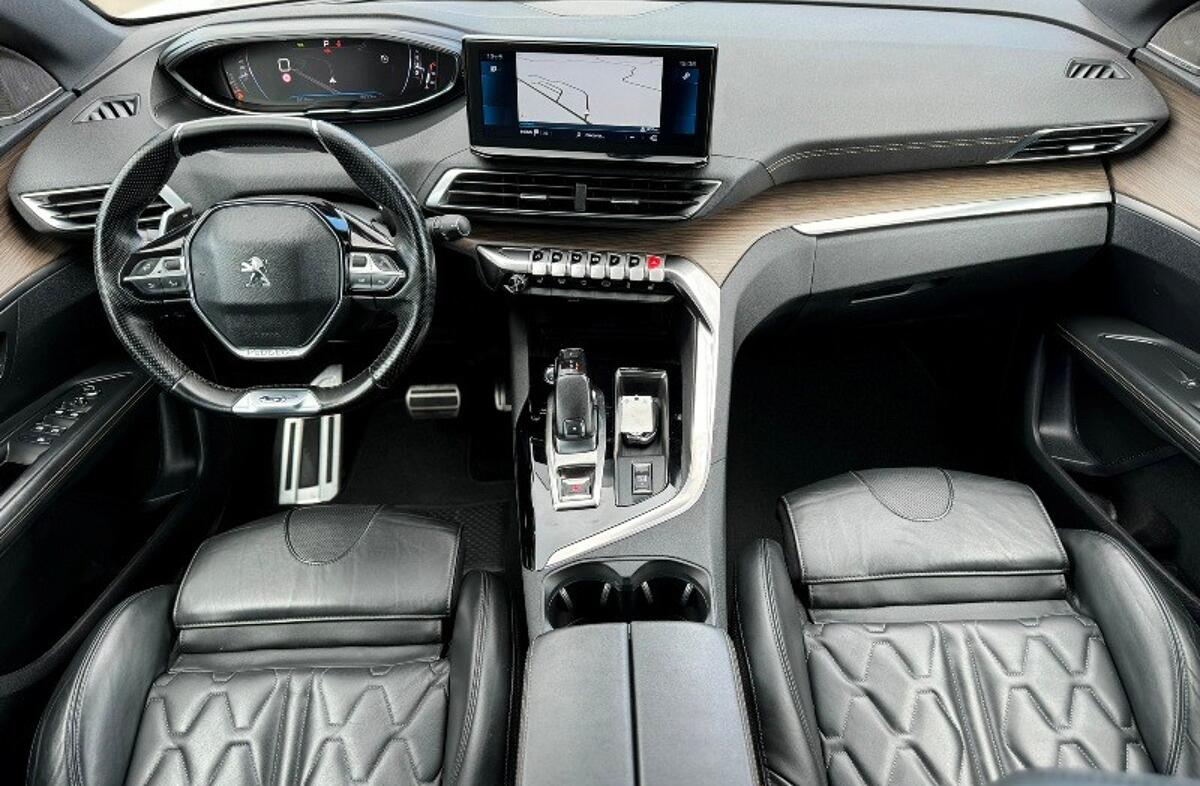 PEUGEOT 3008 1.5 BlueHDi GT EAT8