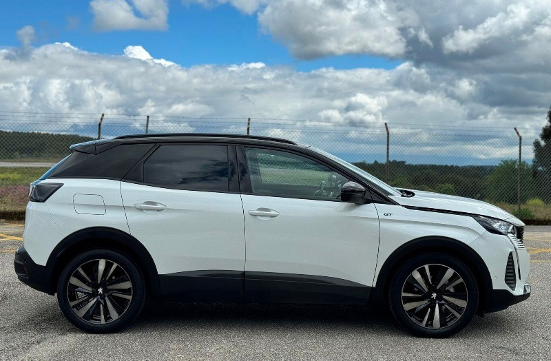 PEUGEOT 3008 1.5 BlueHDi GT EAT8