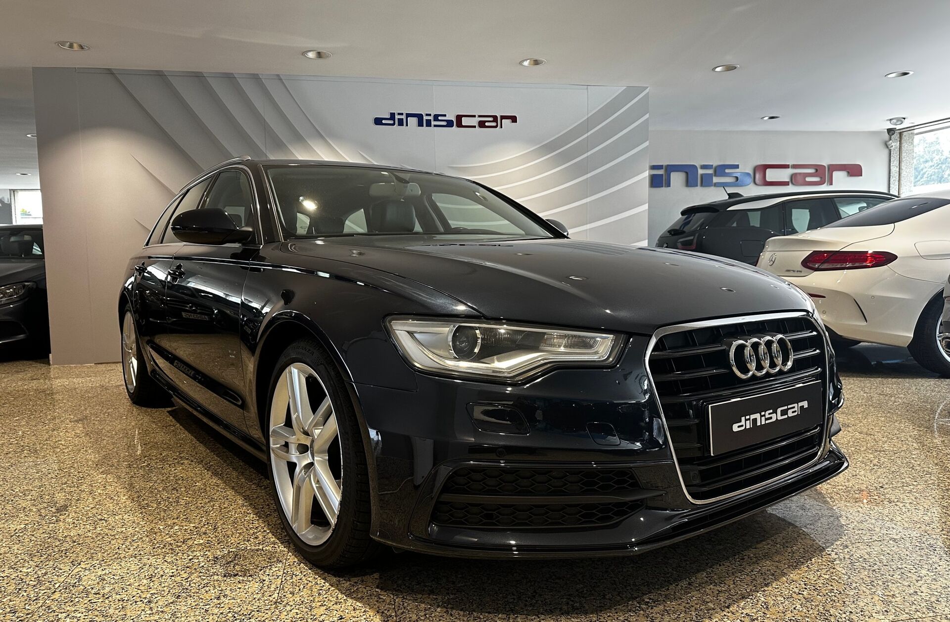 AUDI A6 2.0 TDi S-line Multitronic