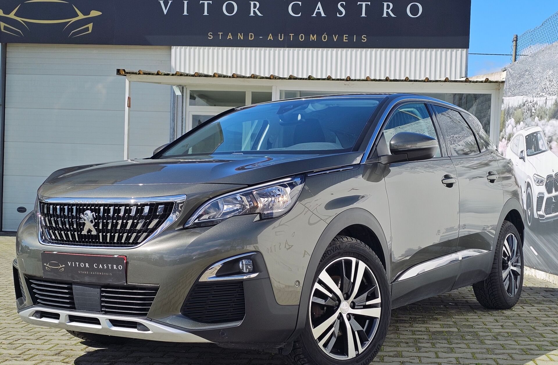 PEUGEOT 3008 1.5 BlueHDi Allure