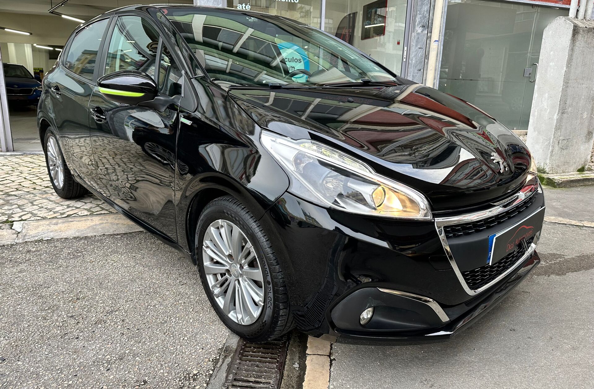PEUGEOT 208 1.6 BlueHDi Active