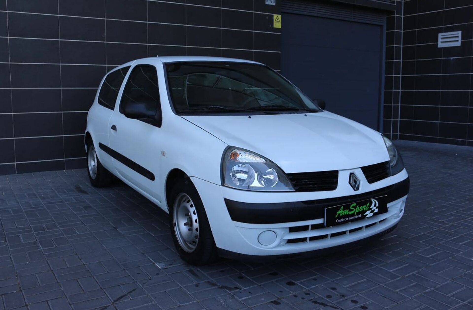 RENAULT Clio 1.5 dci société