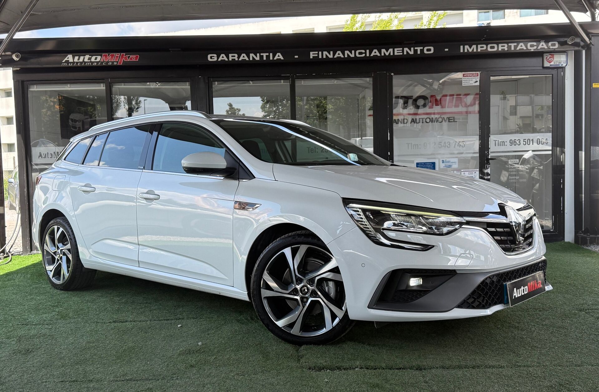 RENAULT Mégane 1.6 E-Tech Plug-In Hybrid R.S. Line