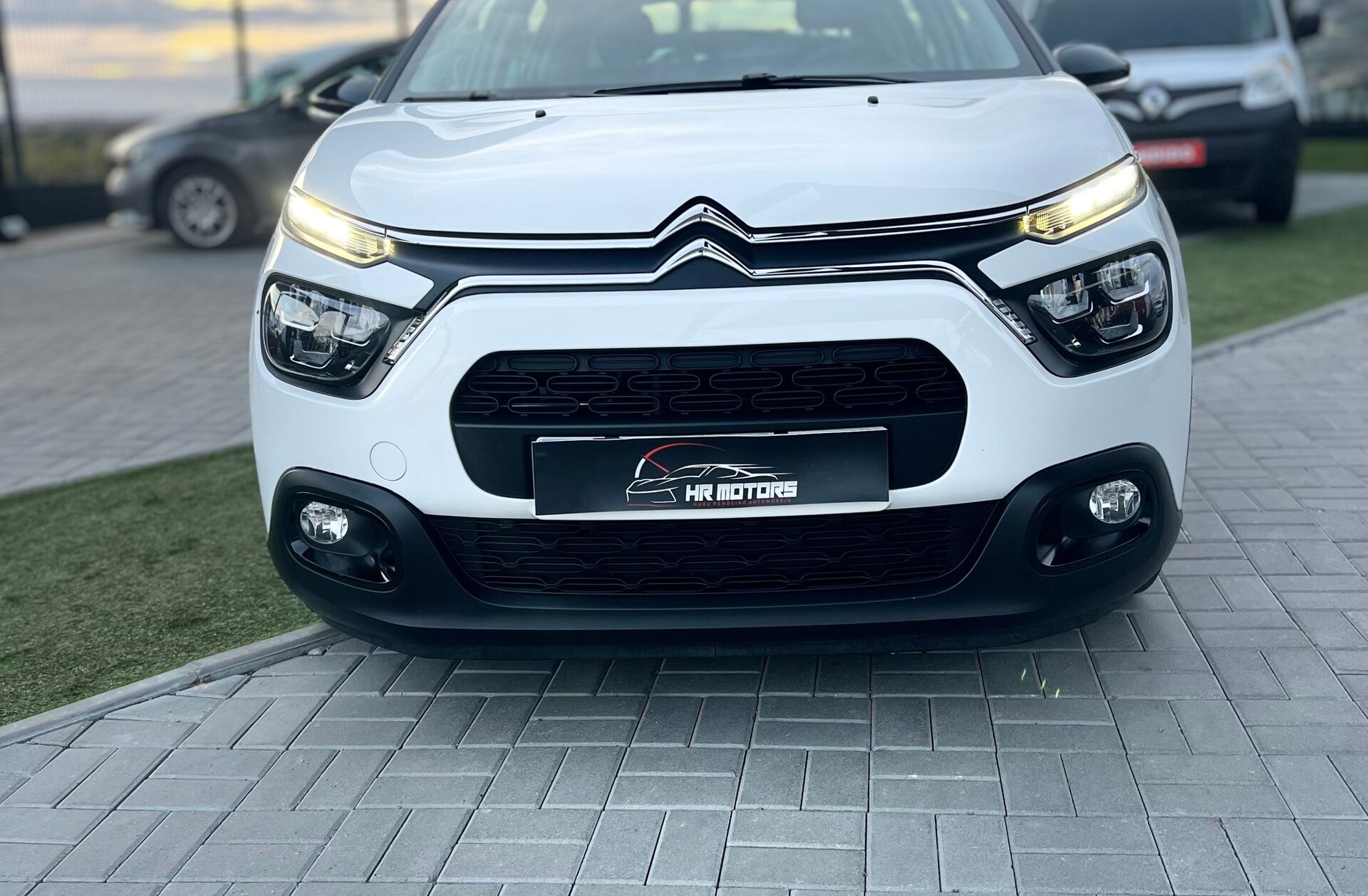 CITROEN C3 1.2 PureTech Shine