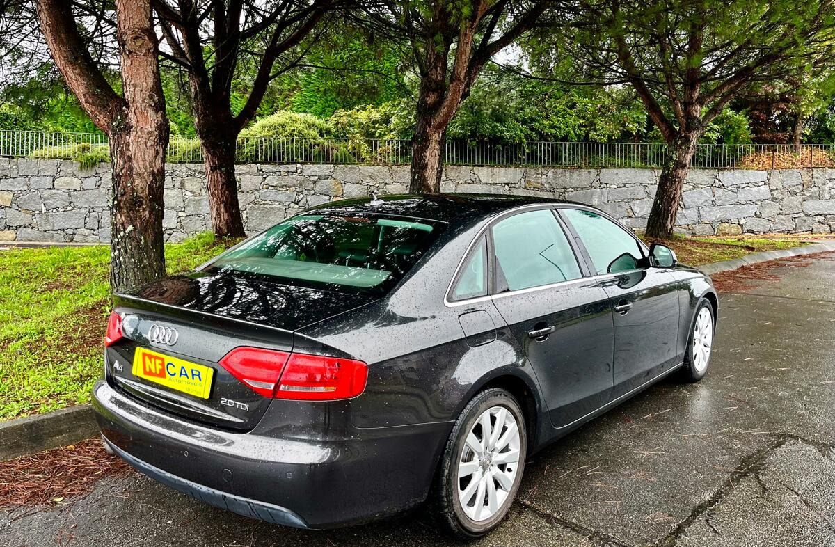AUDI A4 2.0 TDi