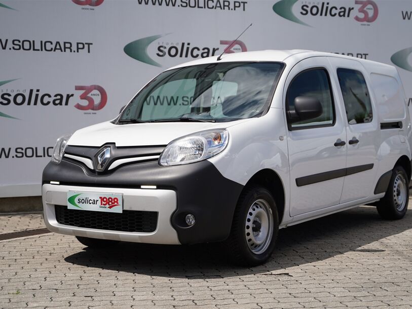 Renault Kangoo 1.5 dCi Confort S/S com 126 280 km por 21 500 € Stand
