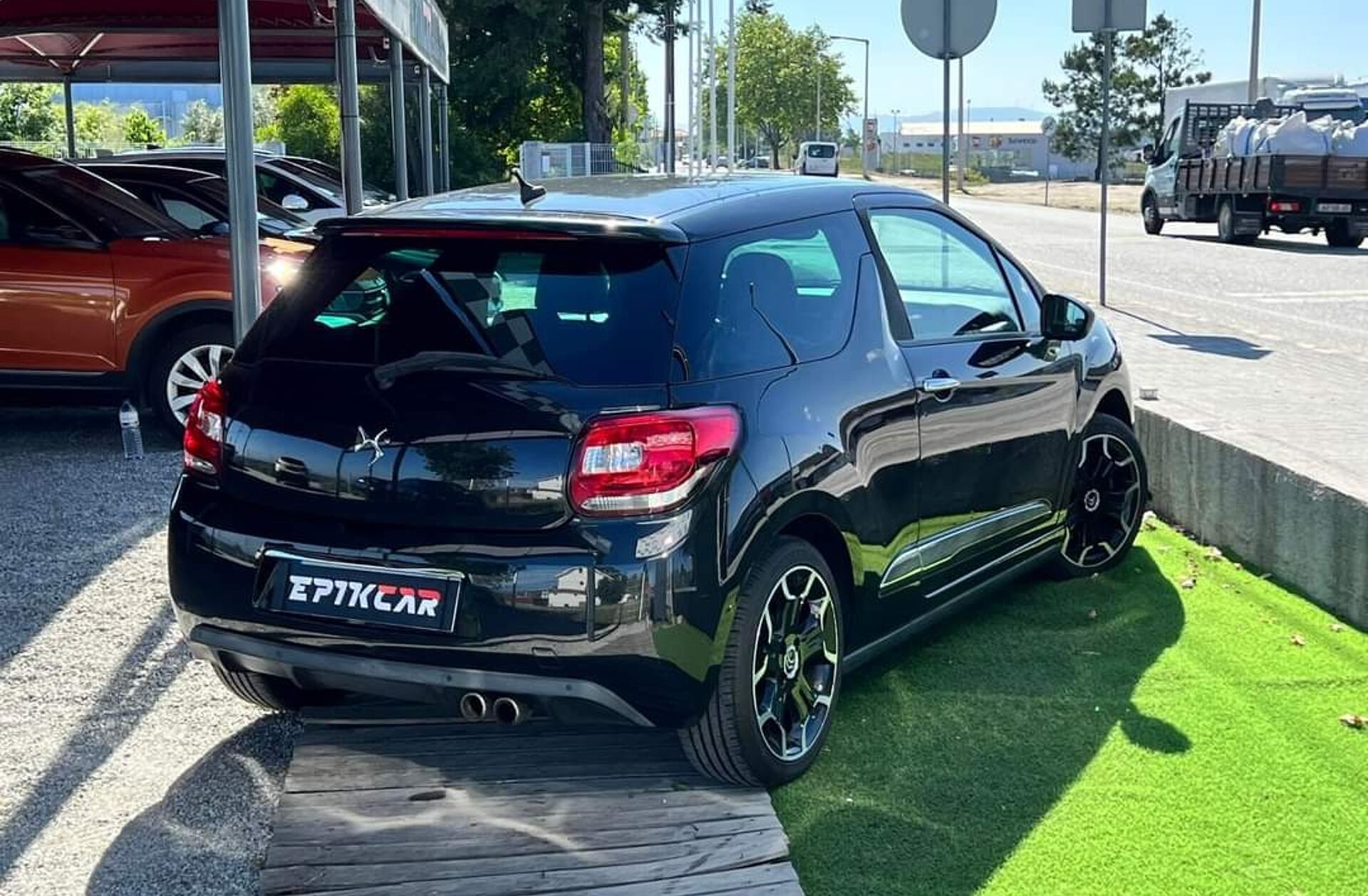 CITROEN DS 3 1.6 e-HDi Airdream Sport Chic