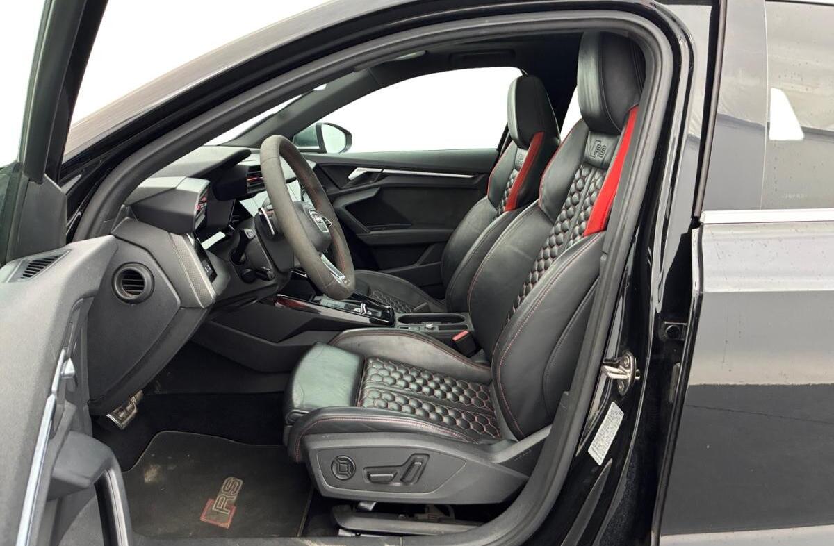 AUDI A3 RS3 TFSI quattro S tronic