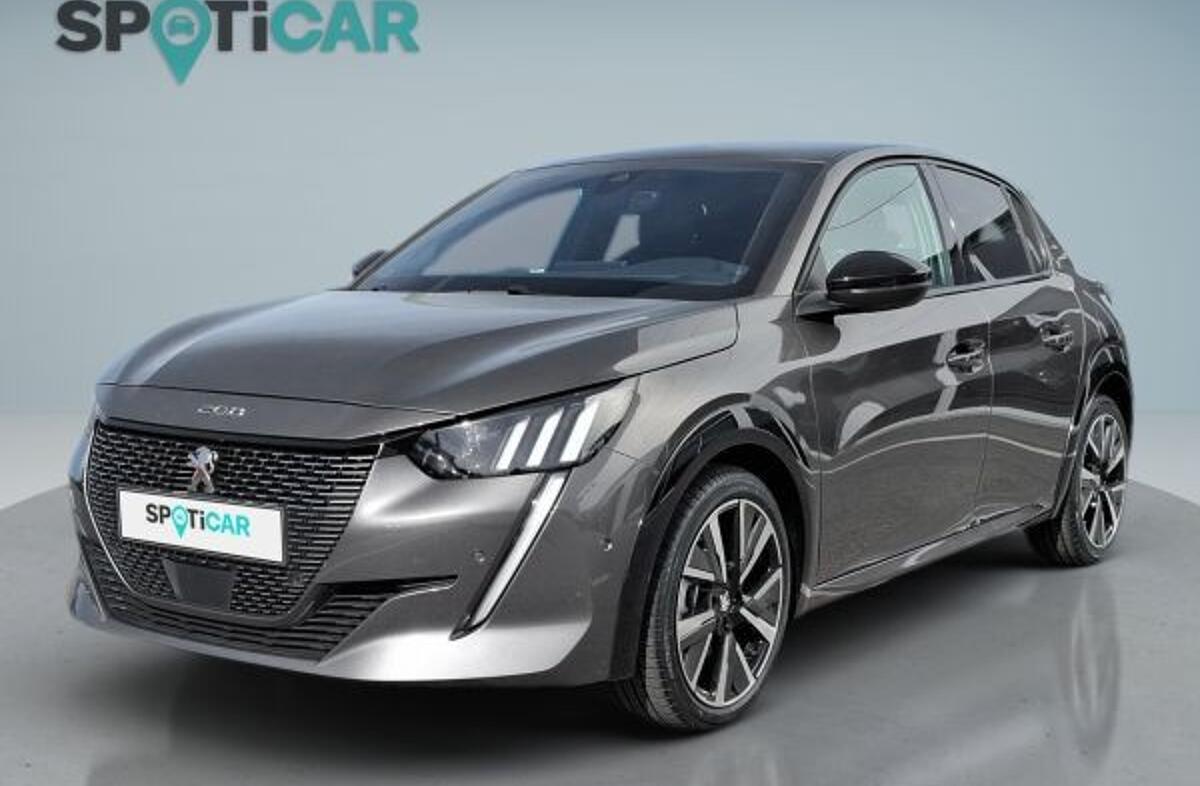 PEUGEOT 208 1.2 PureTech GT Pack EAT8