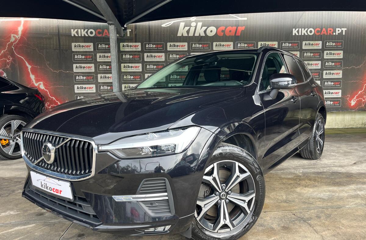 VOLVO XC60 2.0 B4 R-Design