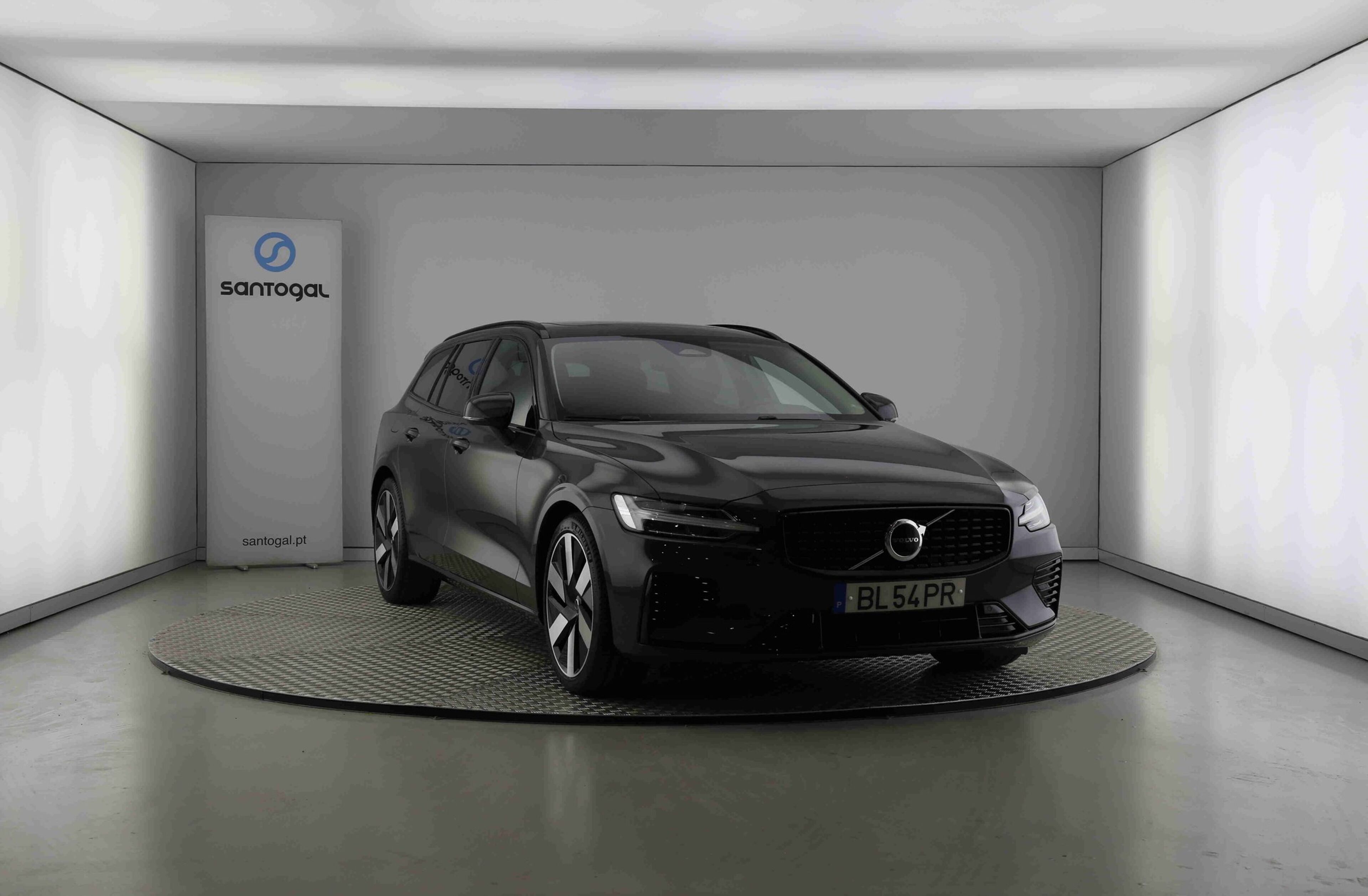 VOLVO V60 2.0 T6 AWD TE Plus Dark