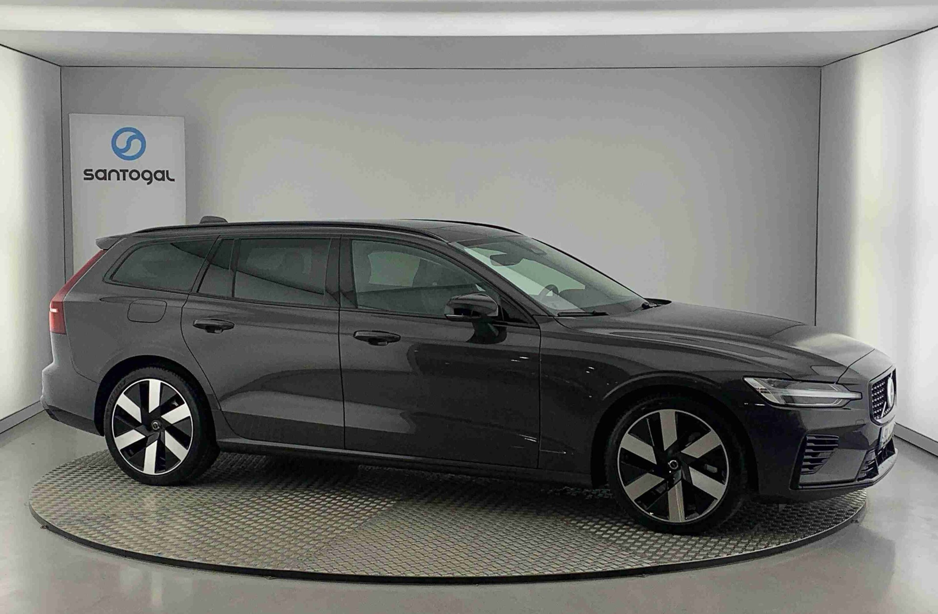 VOLVO V60 2.0 T6 AWD TE Plus Dark
