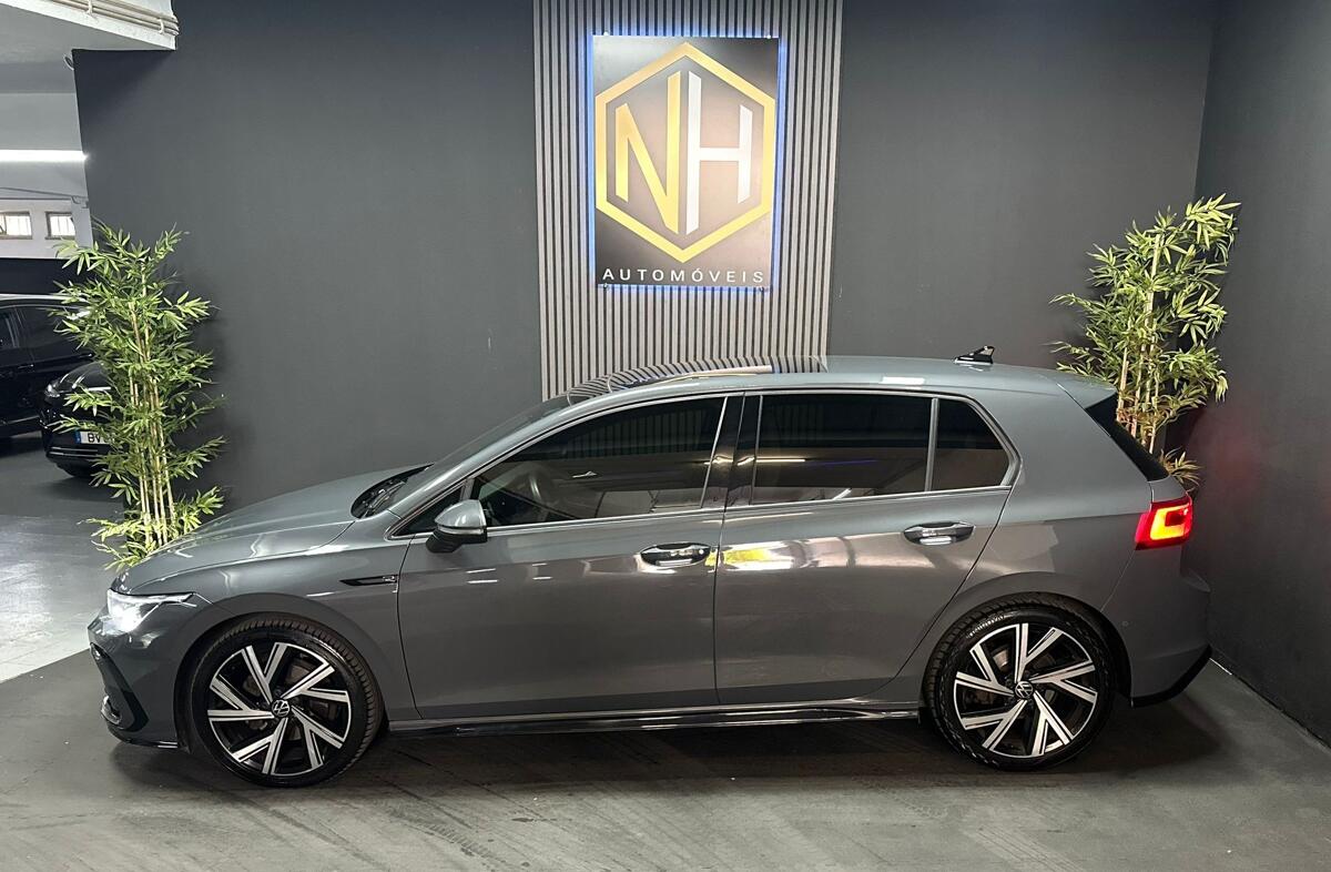 VOLKSWAGEN Golf 2.0 TDI R-Line DSG