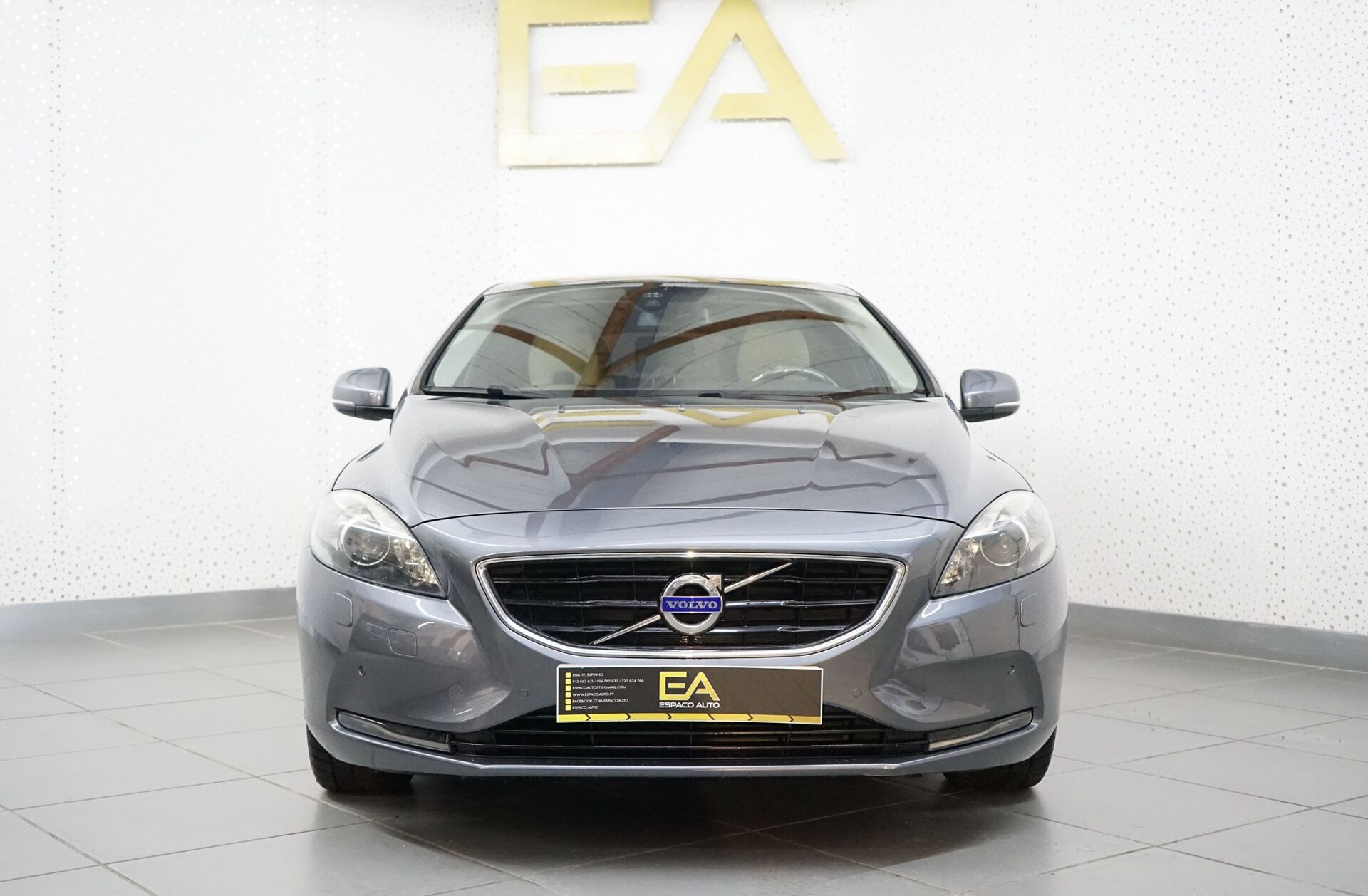 VOLVO V40 1.6 D2 Summum