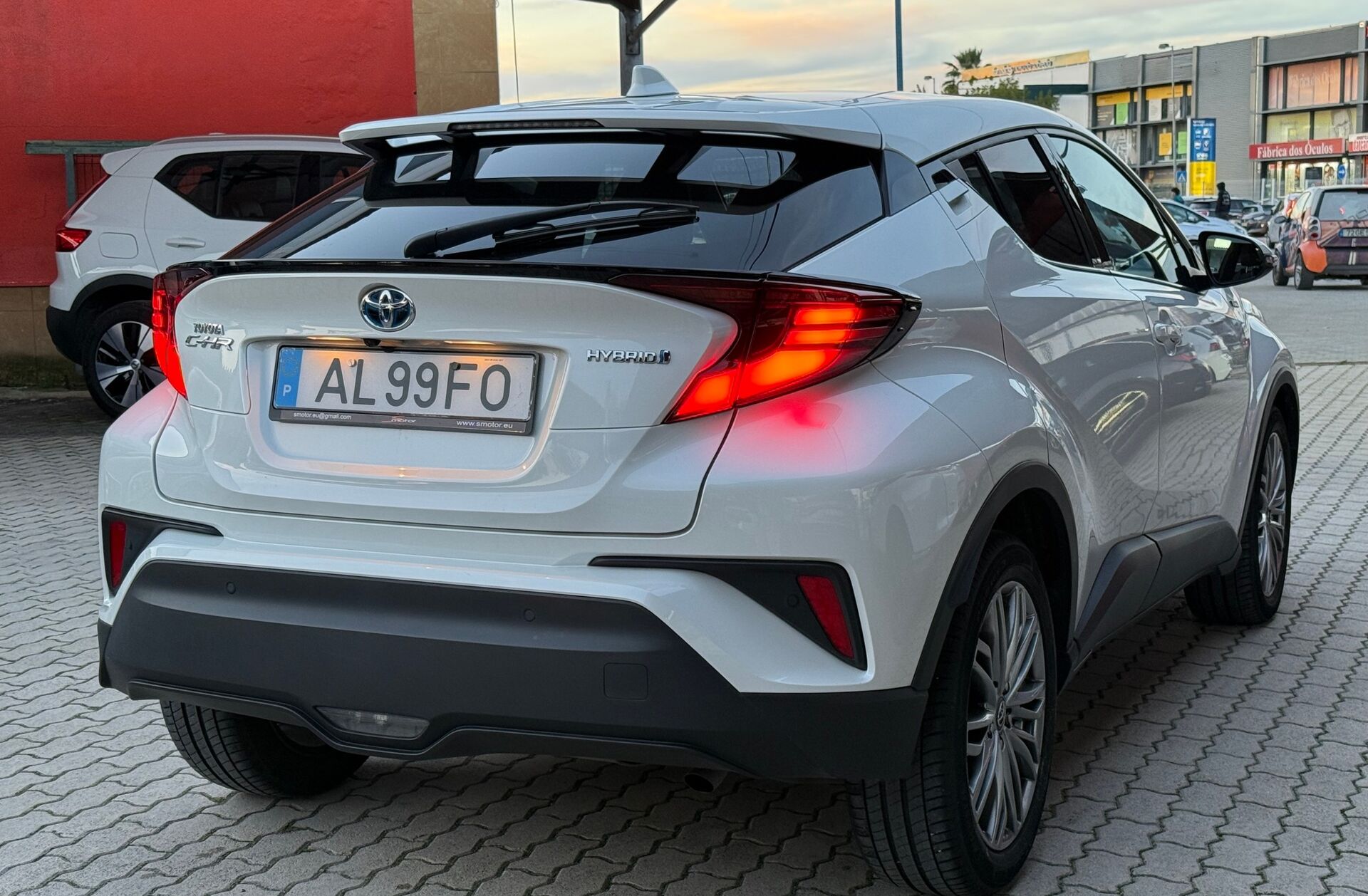 TOYOTA C-HR 1.8 Hybrid Exclusive