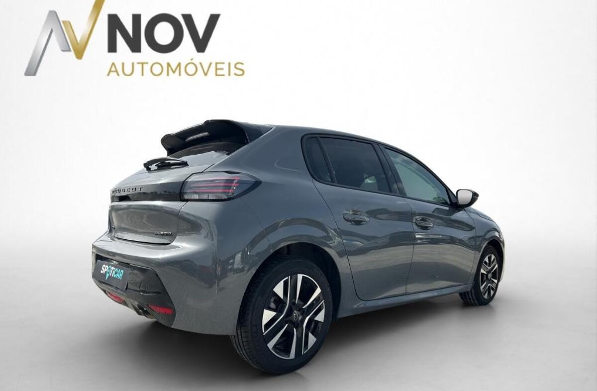 PEUGEOT 208 1.2 Hybrid Allure e-DCS6