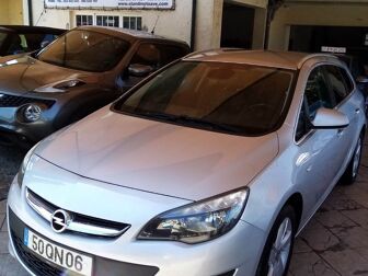 Opel Insignia ST 1.6 CDTi Selection S/S por 14 750 €