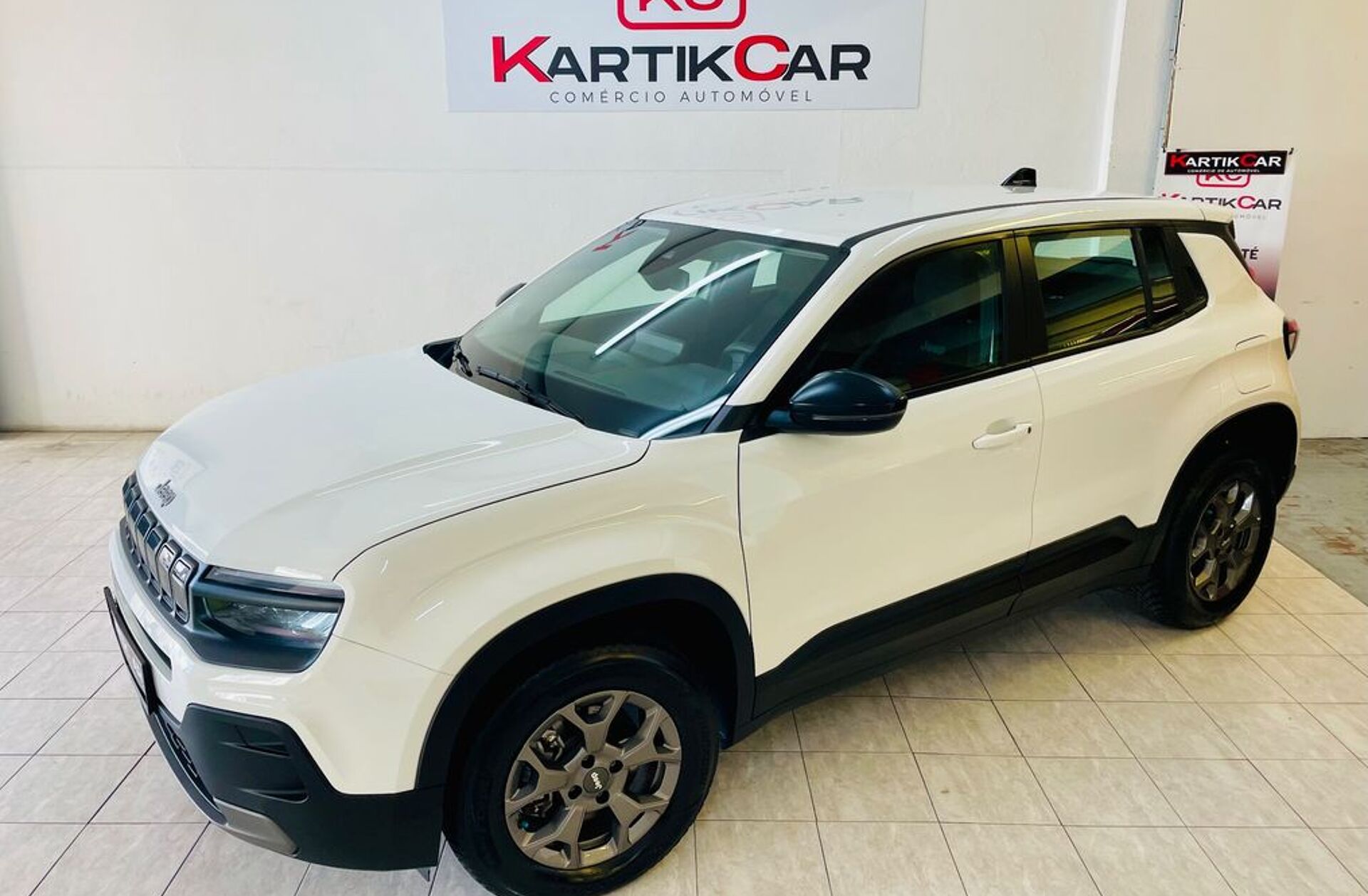 JEEP Avenger 54 kWh Longitude