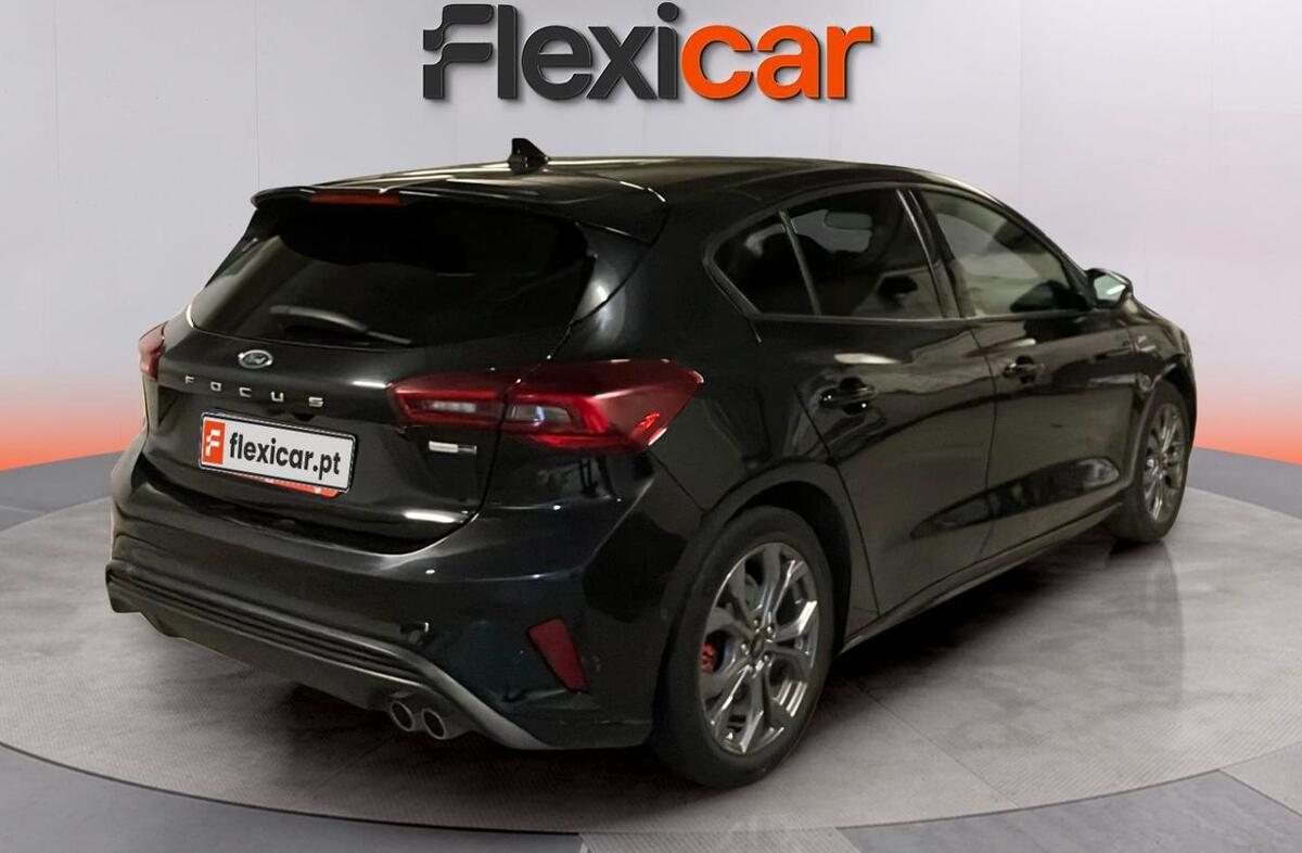 FORD Focus 1.0 EcoBoost MHEV ST-Line