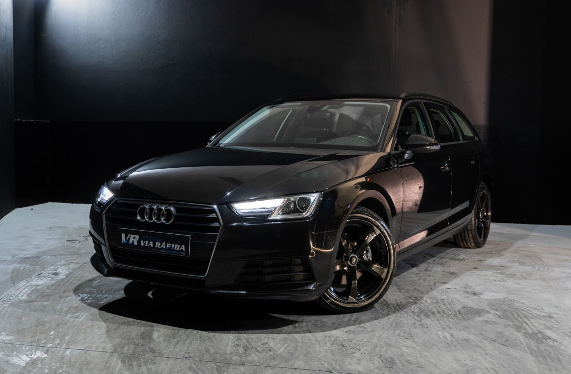 AUDI A4 35 TDI S tronic