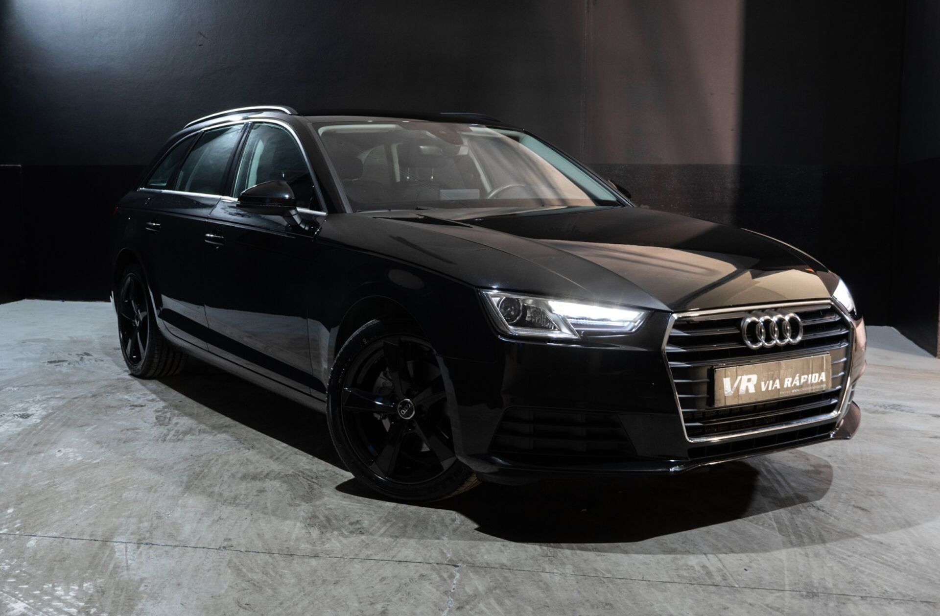 AUDI A4 35 TDI S tronic