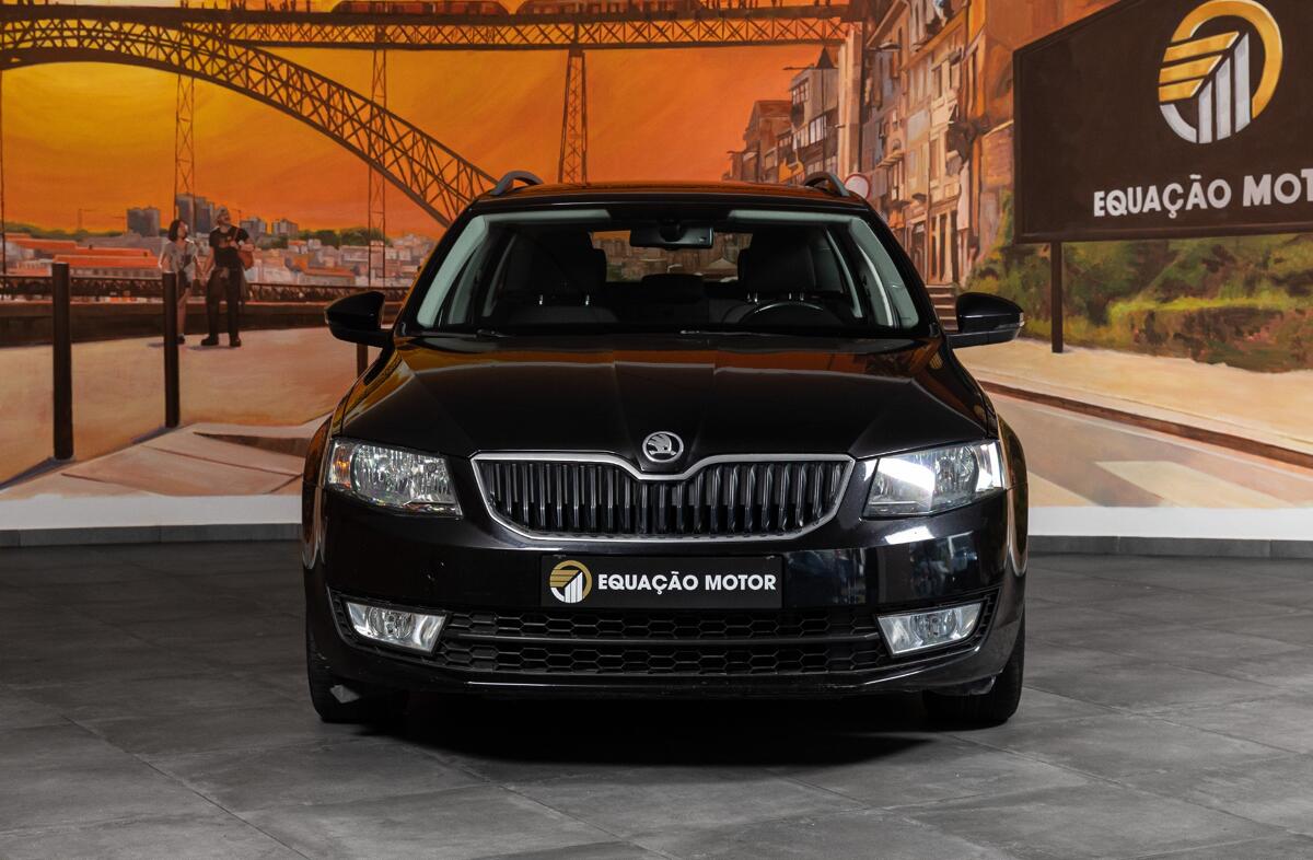 SKODA Octavia 1.6 TDi Ambition DSG
