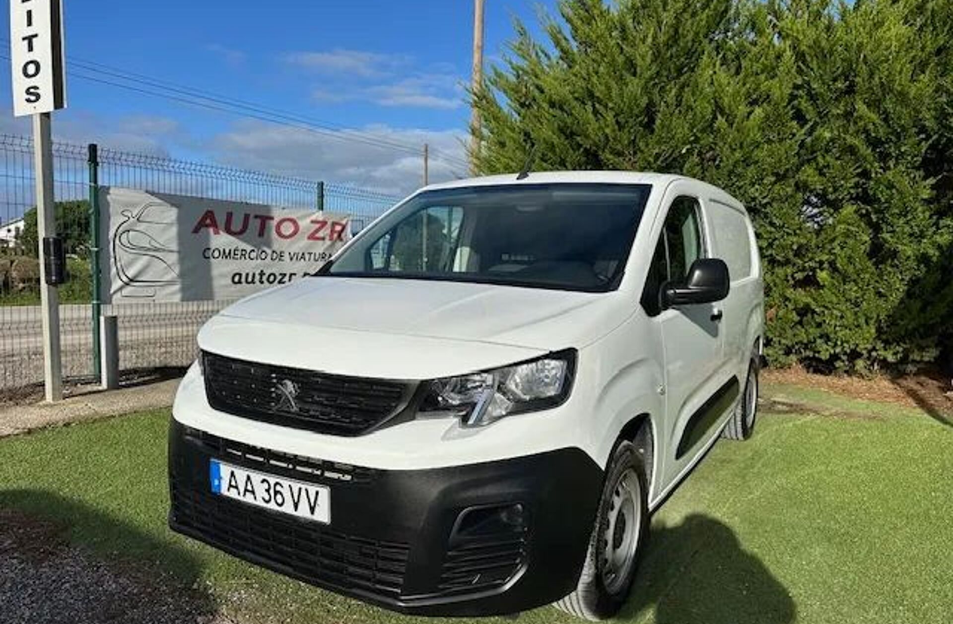 PEUGEOT Partner 1.5 BlueHDi Pro Longa