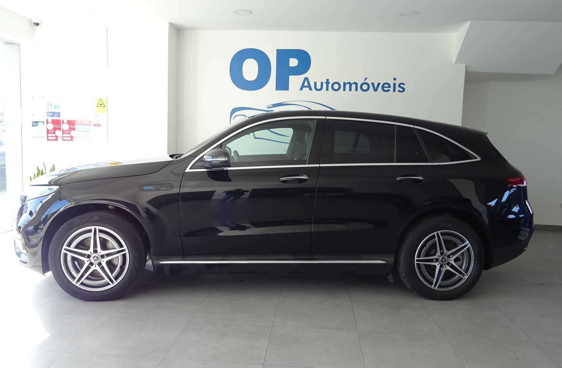 MERCEDES EQC 400 4Matic