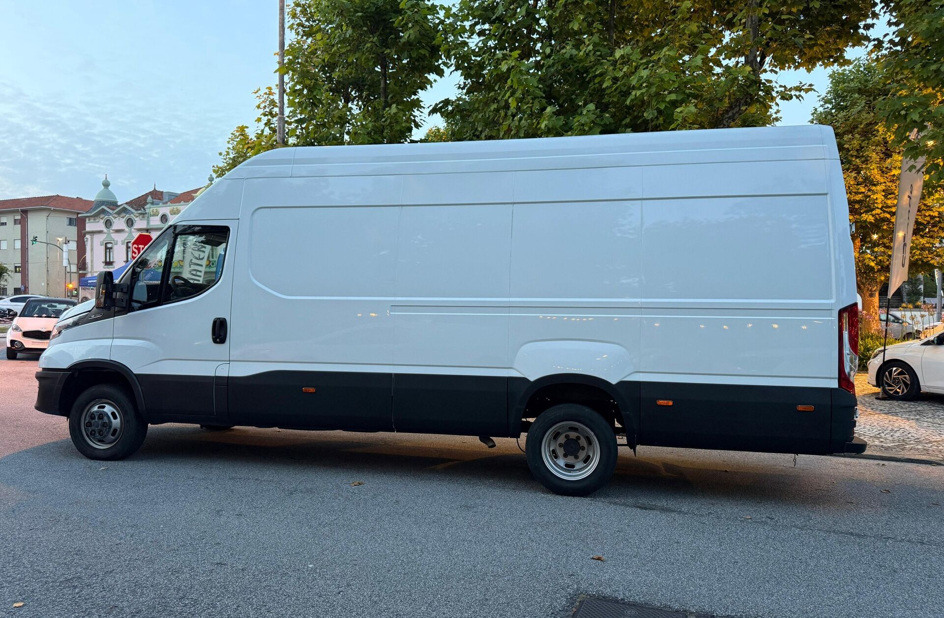 IVECO Daily 2.3 35S16 4100 CD