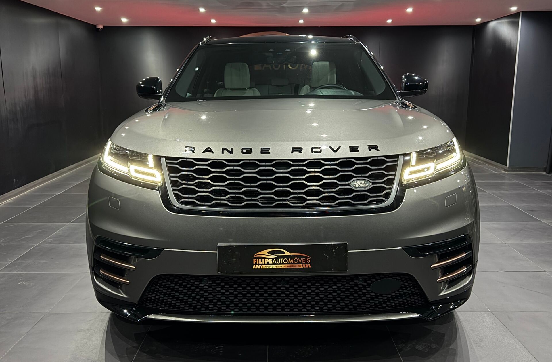 LAND ROVER Range Rover Velar 3.0 R-Dynamic HSE