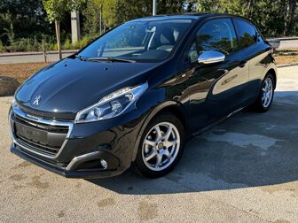 PEUGEOT 208 1.6 BlueHDi Style