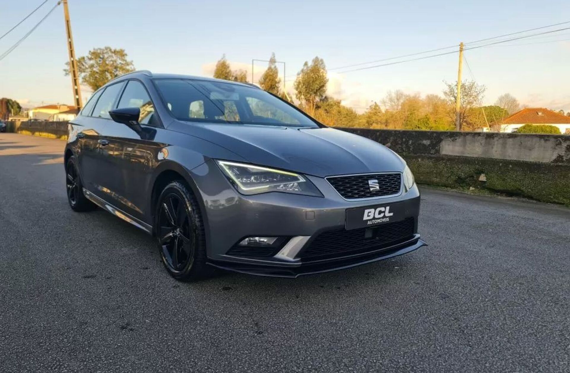 SEAT Leon 1.6 TDI LOOK CUPRA