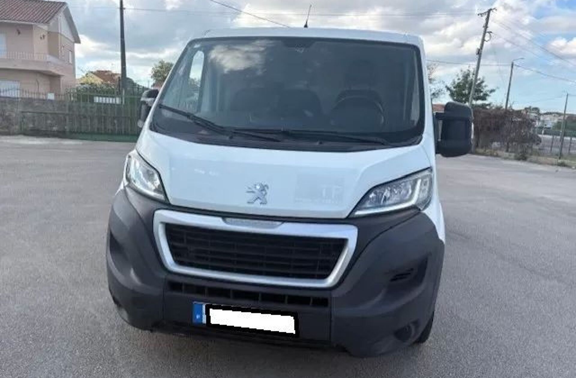 PEUGEOT Boxer 2.2 BlueHDi 330 L1H1 Pro