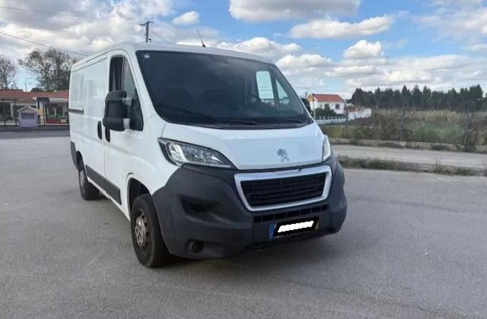 PEUGEOT Boxer 2.2 BlueHDi 330 L1H1 Pro