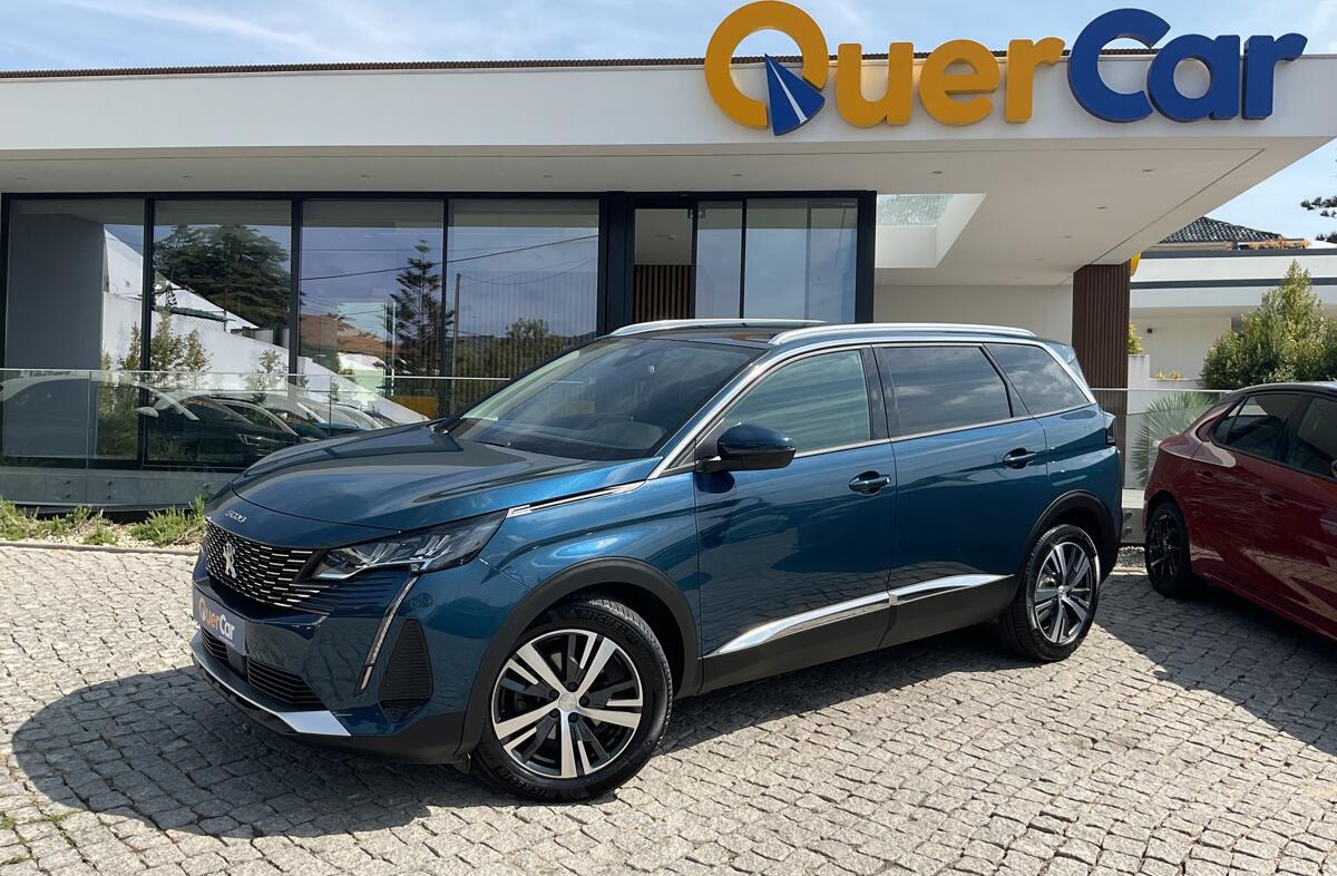 PEUGEOT 5008 1.5 BlueHDi Allure