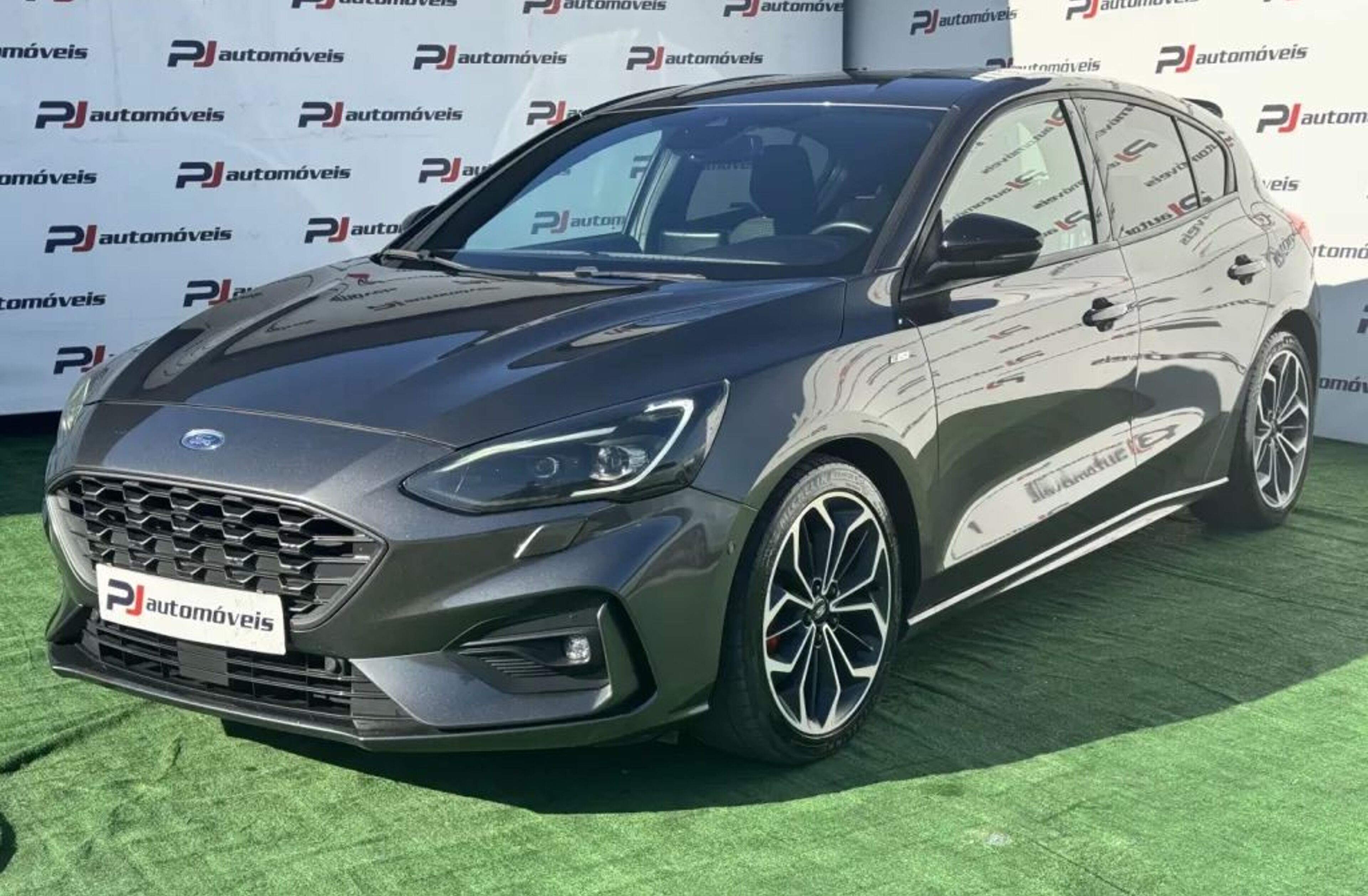 FORD Focus 1.0 EcoBoost ST-Line X