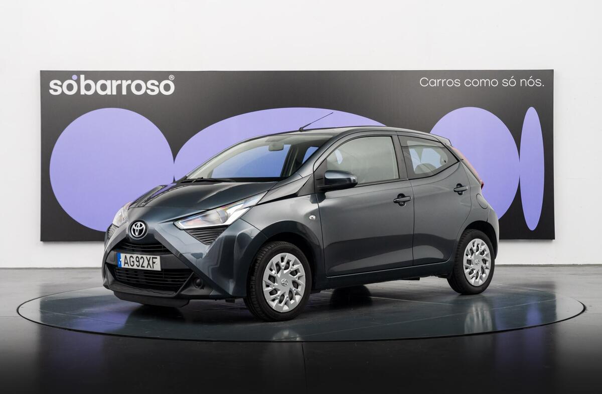 TOYOTA Aygo 1.0 X-Play